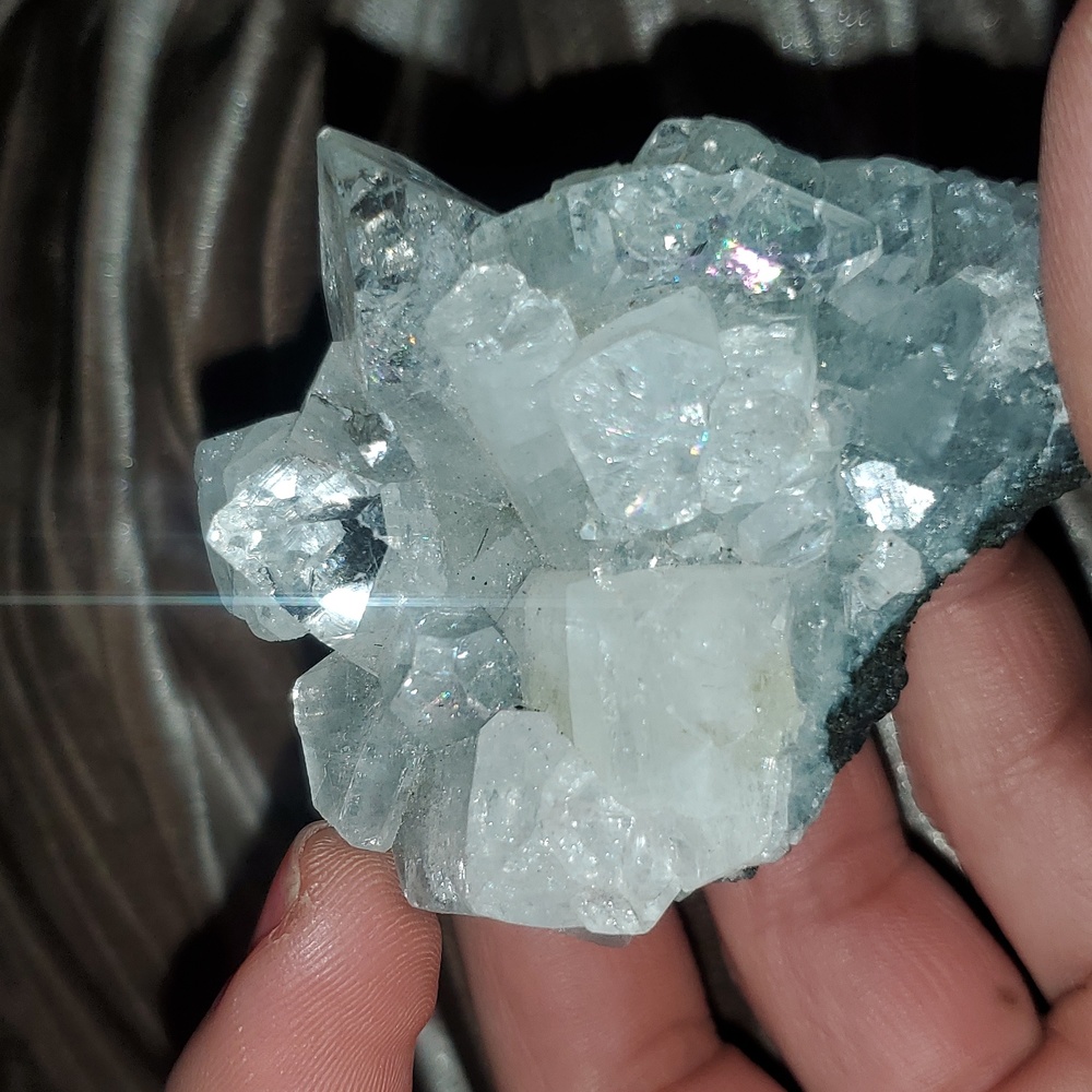 Stunning, sparkly, water clear apophyllite cluster to RELEASE ANXIETY & FEAR!